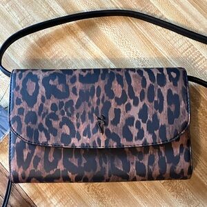 🌸Vera Wang Crossbody Bag